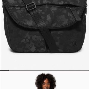 Lululemon All Night Festival Bag